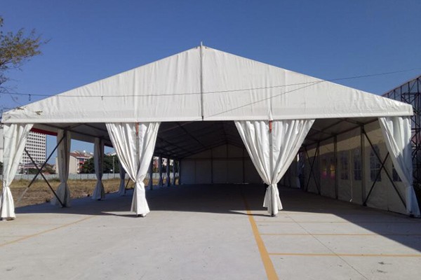 Factory Price Large Aluminum Outdoor Luxurious Clear Glass Wedding Party Event Courtyard Tent